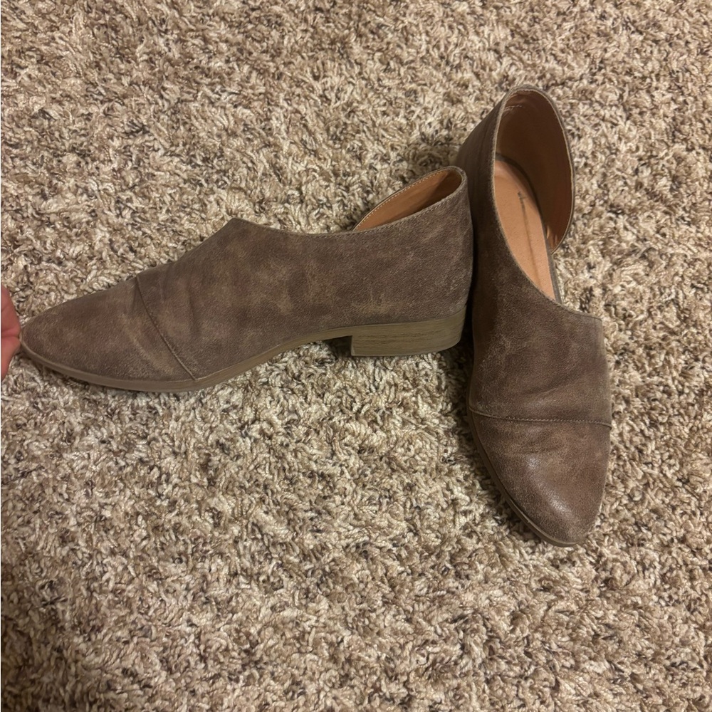 Qupid Taupe Women's Loafers